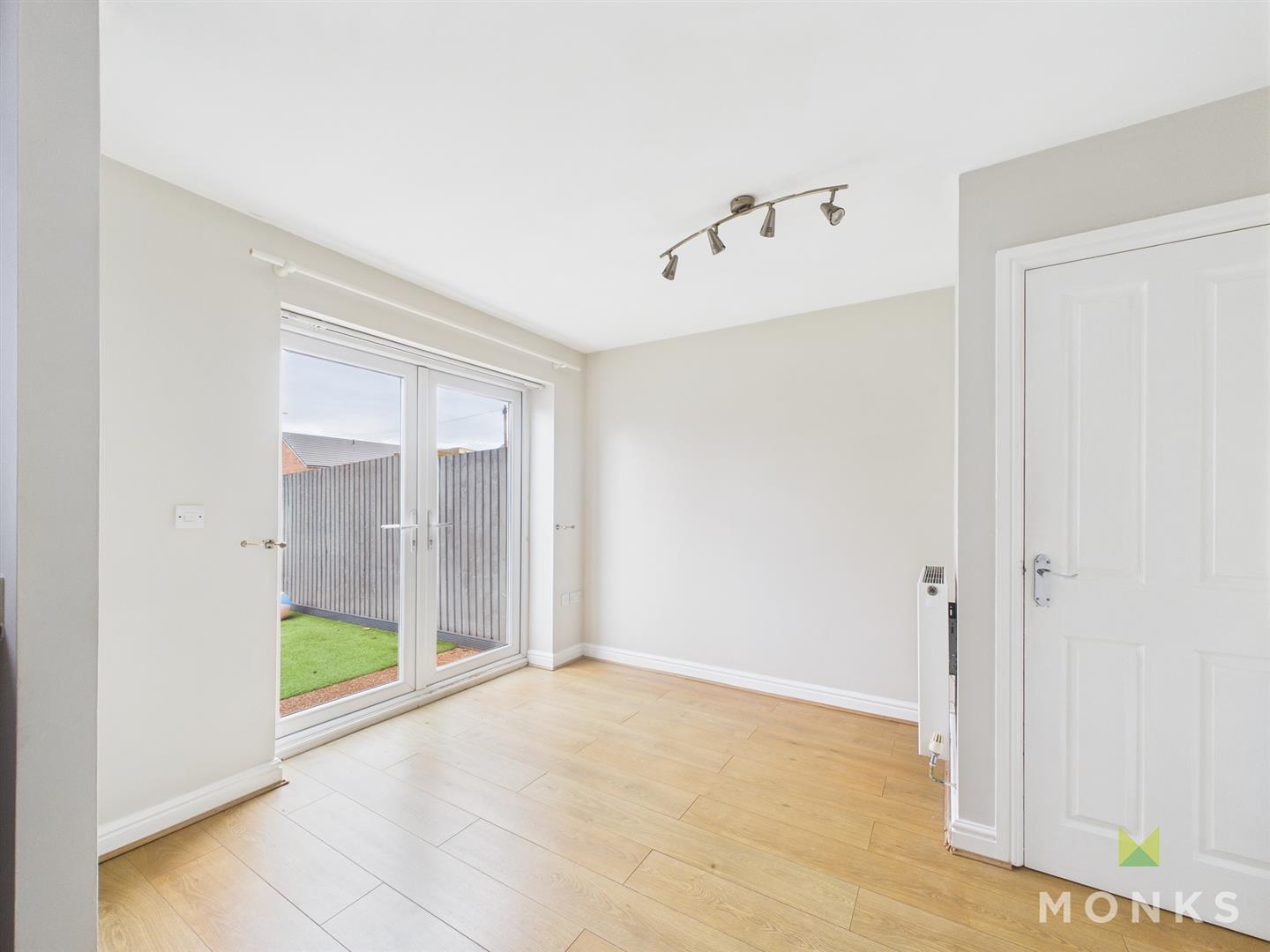 10 Harvey Gardens, Shrewsbury, SY2 5TG SSTC